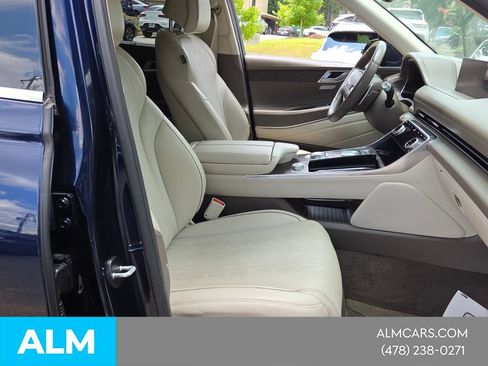 Used 2022 Genesis GV80 2.5T w/ Prestige Package 04 AWD/4WD image 20
