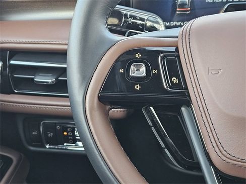 New 2026 Lincoln Aviator Reserve image 26