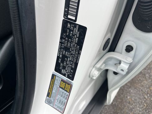 Used 2025 Kia K4 LXS image 28