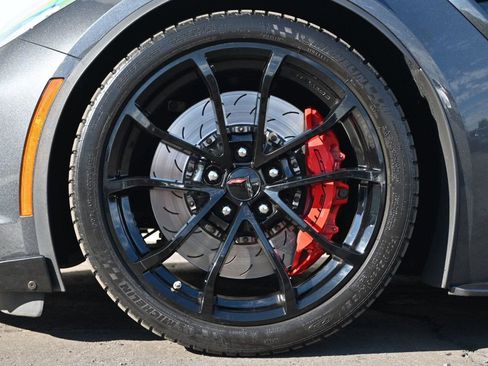 Used 2017 Chevrolet Corvette Grand Sport image 7
