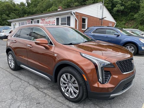 Used 2019 Cadillac XT4 Premium Luxury AWD/4WD image 3