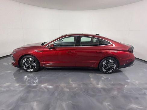Used 2024 Hyundai Sonata SEL w/ Convenience Package FWD image 8