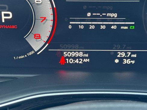 Used 2021 Audi Q7 3.0T Prestige w/ Prestige Package image 32