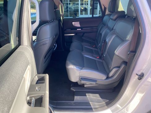 Certified 2025 Ford Expedition Max Active image 13