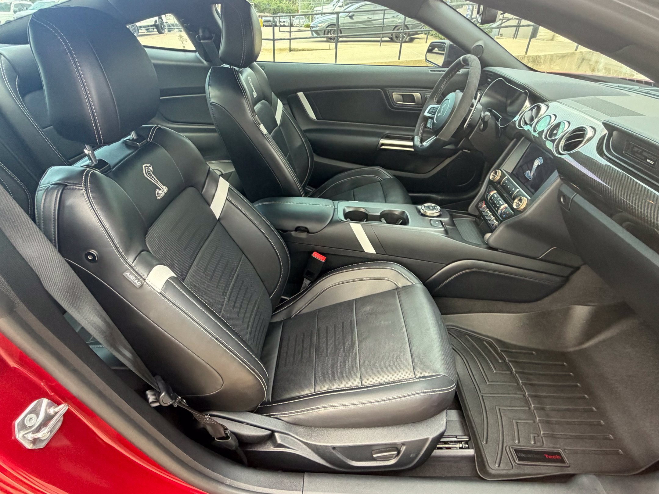 Used 2021 Ford Mustang Shelby GT500 w/ Technology Package RWD image 14