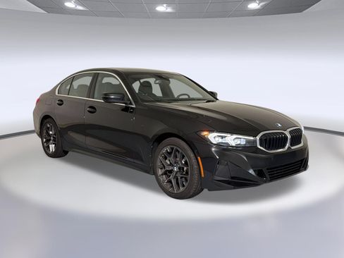 Used 2025 BMW 330i Sedan RWD image 7