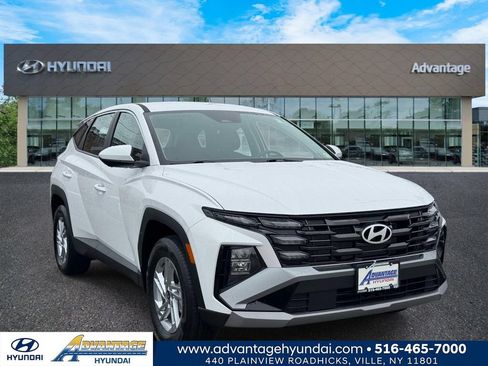 Certified 2026 Hyundai Tucson SE AWD/4WD image 1