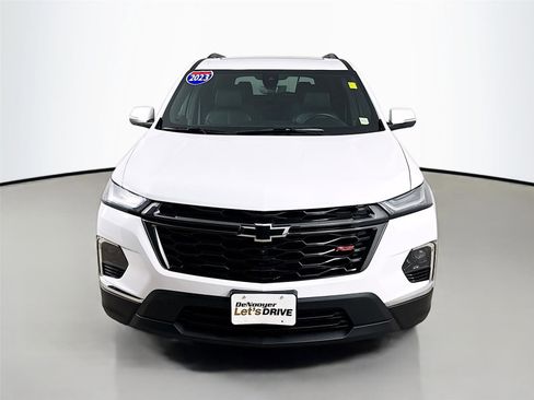 Used 2023 Chevrolet Traverse RS w/ LPO, Floor Liner Package image 4