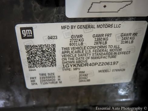 Certified 2023 Cadillac XT5 Premium Luxury w/ LPO, Floor Liner Package AWD/4WD image 28