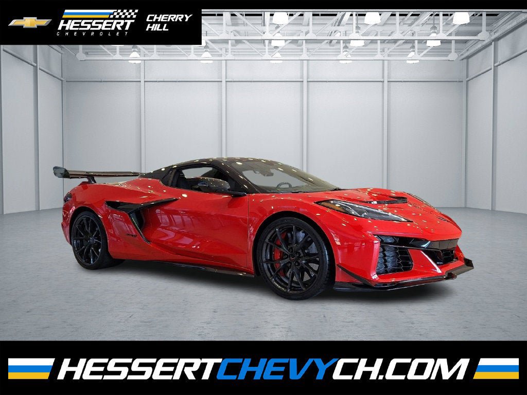 Used 2026 Chevrolet Corvette ZR1 w/ ZR1 Carbon Fiber Aero Package RWD image 1