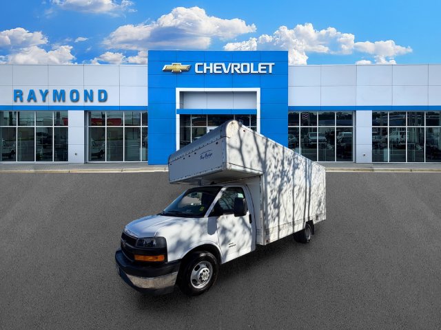 Used 2021 Chevrolet Express 4500 Extended w/ Power Convenience Package RWD image 10