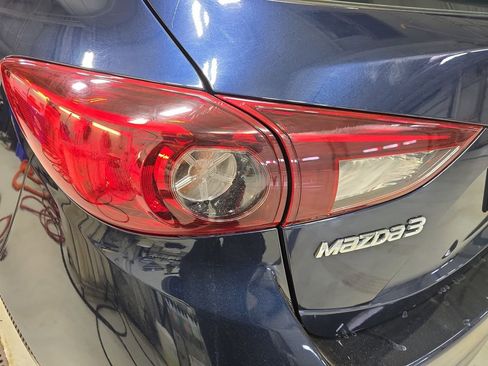 Used 2015 MAZDA MAZDA3 i Touring w/ Technology Package image 37