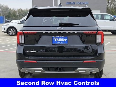 New 2026 Ford Explorer Active image 8