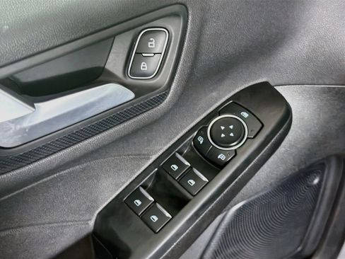 Used 2025 Ford Escape ST-Line FWD image 15
