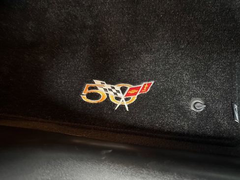 Used 2003 Chevrolet Corvette Coupe w/ Preferred Equipment Group RWD image 15