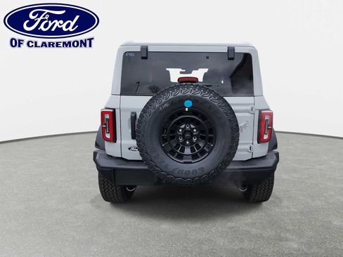New 2026 Ford Bronco Badlands AWD/4WD image 17