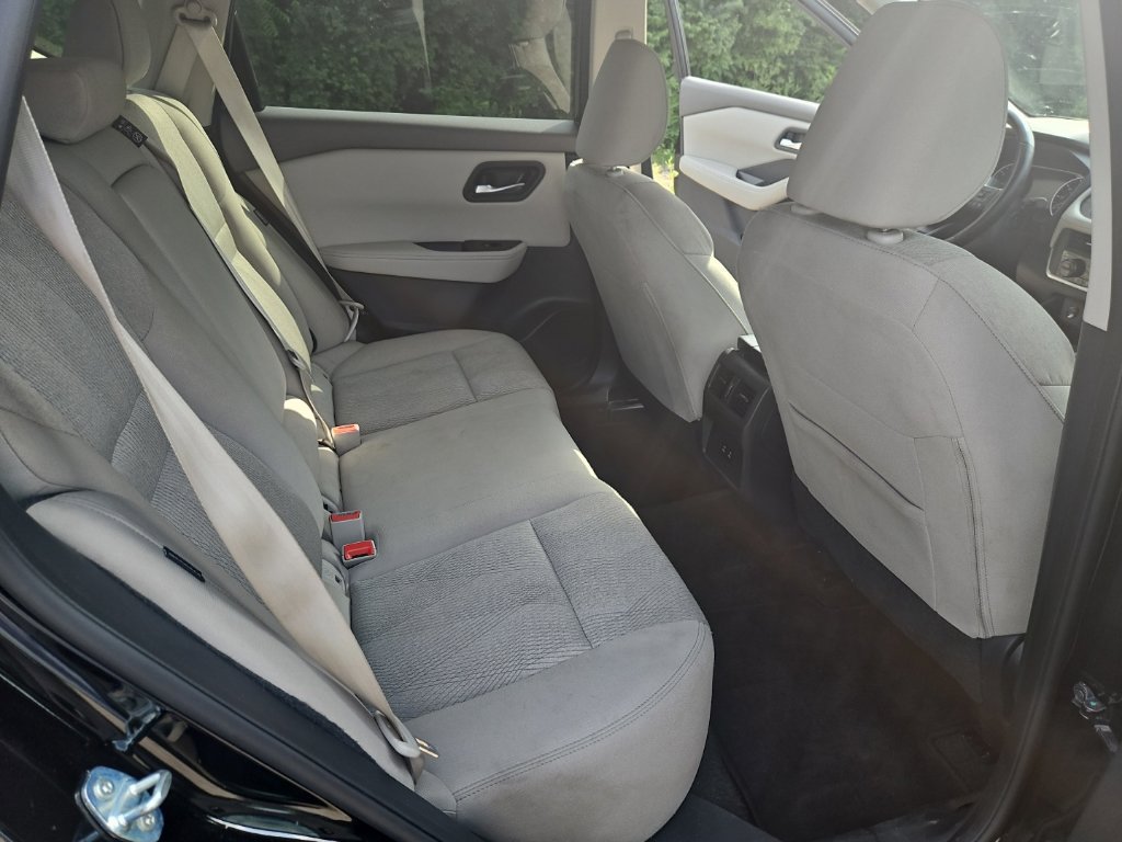 Used 2025 Nissan Rogue SV AWD/4WD image 21