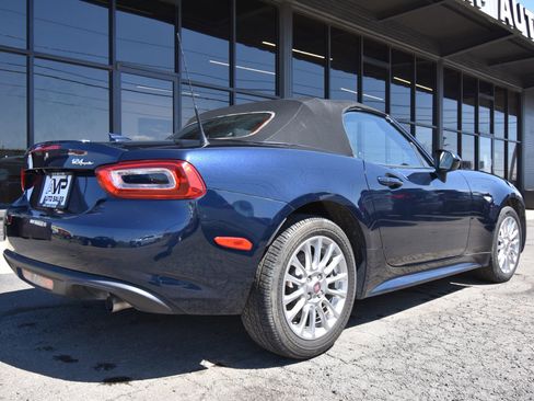 Used 2018 FIAT 124 Spider Classica w/ Technology & Siriusxm Group image 6