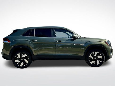 New 2026 Volkswagen Atlas Cross Sport SE image 4
