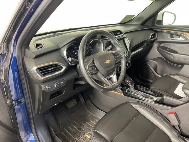 Used 2023 Chevrolet TrailBlazer ACTIV w/ Convenience Package AWD/4WD image 3