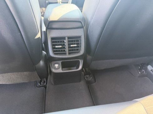 Used 2022 Kia Seltos S AWD/4WD image 27