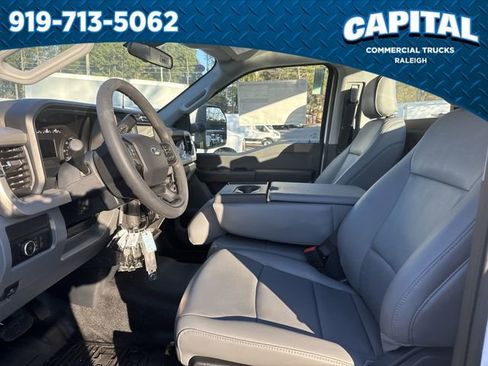 New 2025 Ford F350 XL w/ XL Chrome Package image 17