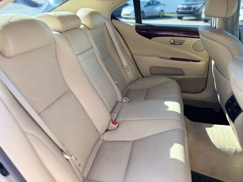 Used 2012 Lexus LS 460 image 17