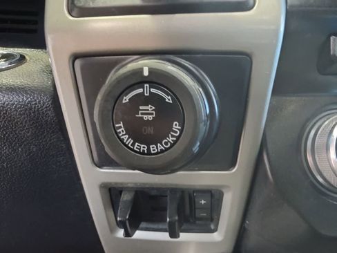 Used 2016 Ford F150 Lariat w/ Equipment Group 502A Luxury AWD/4WD image 31