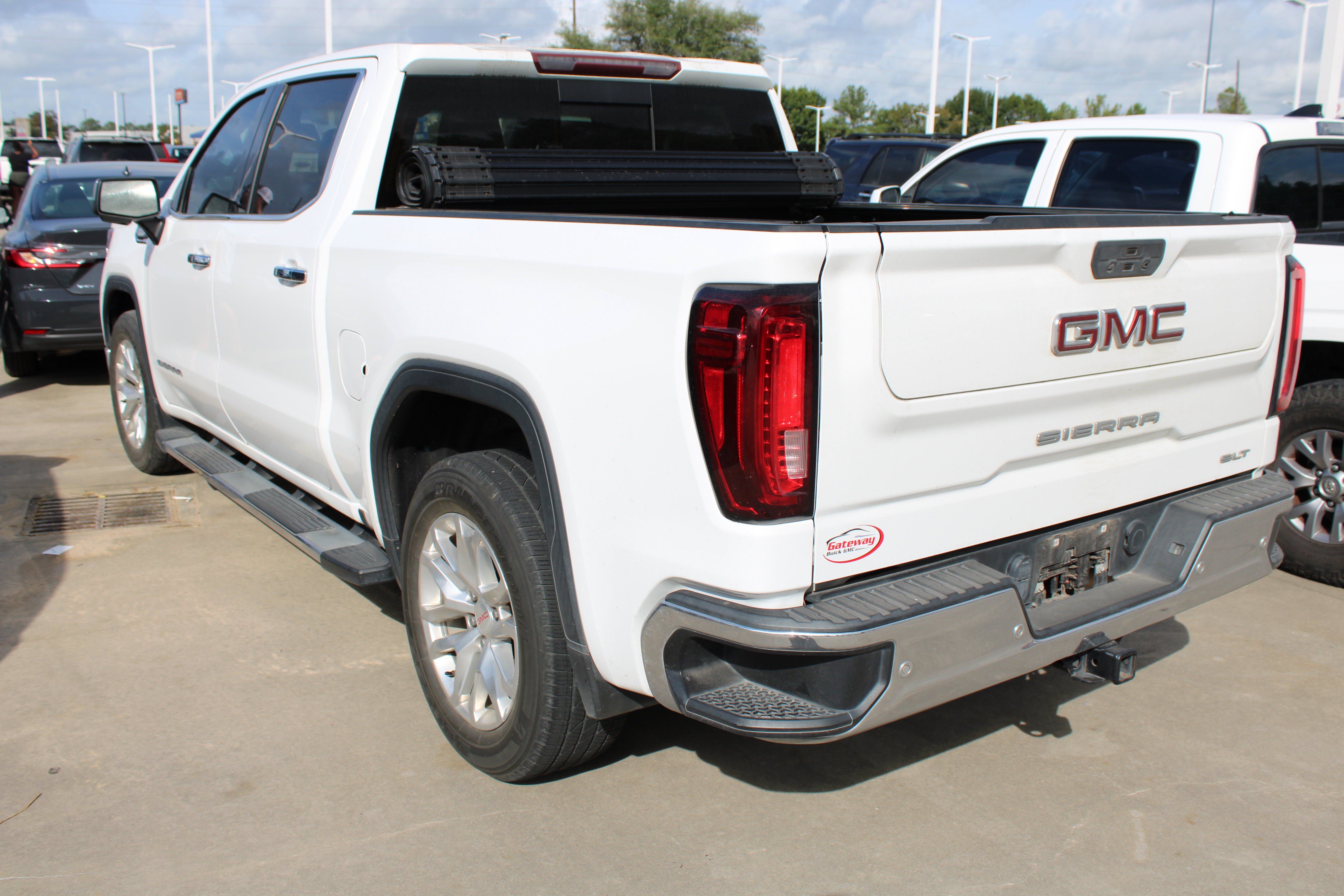 Used 2021 GMC Sierra 1500 SLT RWD image 5
