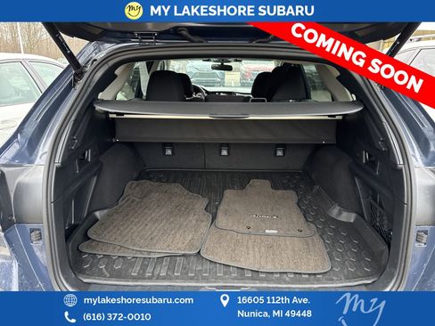 Used 2025 Subaru Outback Premium image 13