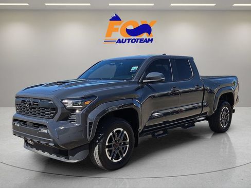 Used 2024 Toyota Tacoma TRD Sport w/ TRD Sport Upgrade Package AWD/4WD image 1