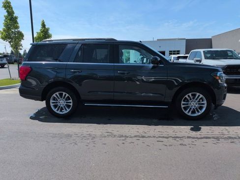 Certified 2023 Ford Expedition XLT AWD/4WD image 4
