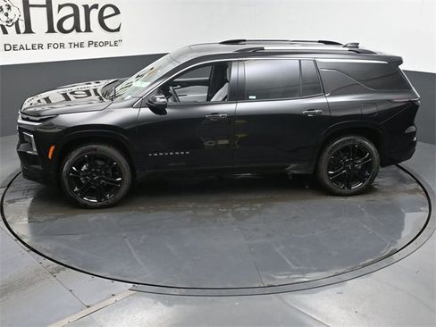 New 2025 Chevrolet Traverse High Country w/ LPO, Floor Liner Package image 37