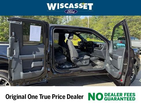 Used 2025 Ford F150 STX w/ Equipment Group 200A image 18