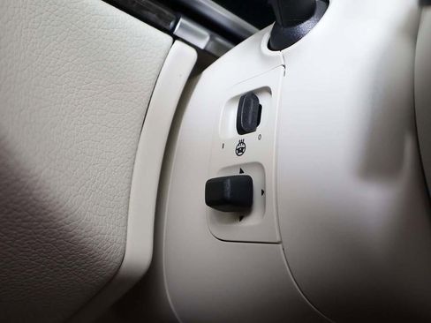 Used 2022 Mercedes-Benz S 500 4MATIC w/ 3D Technology Package image 48