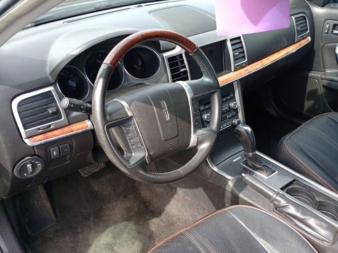 Used 2012 Lincoln MKZ image 9