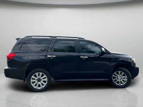 Used 2014 Toyota Sequoia Platinum AWD/4WD image 4