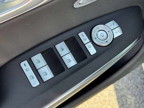 New 2026 Genesis GV70 2.5T Sport Prestige AWD/4WD image 27