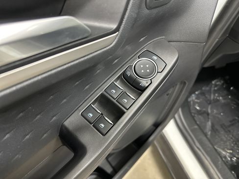 Used 2020 Ford Escape SEL image 15