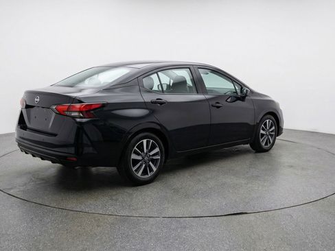 Used 2025 Nissan Versa SV FWD image 9