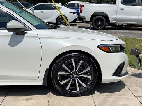 Used 2022 Honda Civic EX image 15