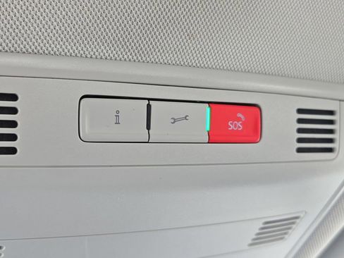 Used 2024 Volkswagen Jetta S image 29