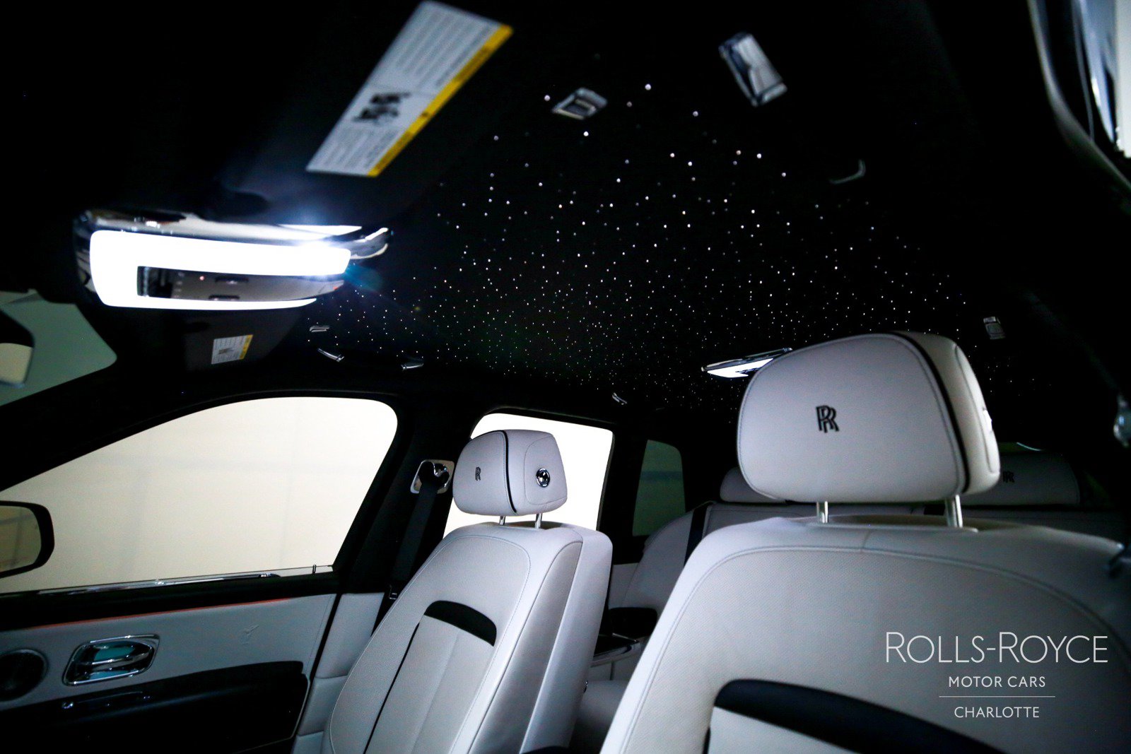Used 2023 Rolls-Royce Cullinan w/ Cullinan Package AWD/4WD image 11