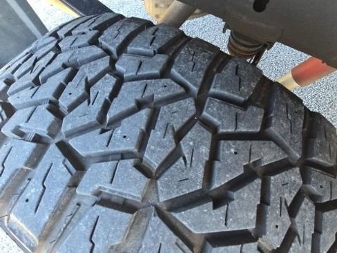 Used 2024 GMC Sierra 1500 AT4 w/ Technology Package image 13