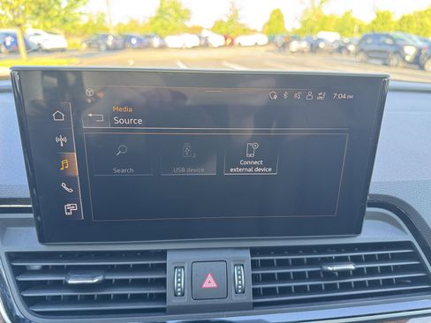 Used 2022 Audi Q5 2.0T Premium Plus AWD/4WD image 6