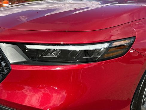 Used 2024 Honda Accord EX image 7