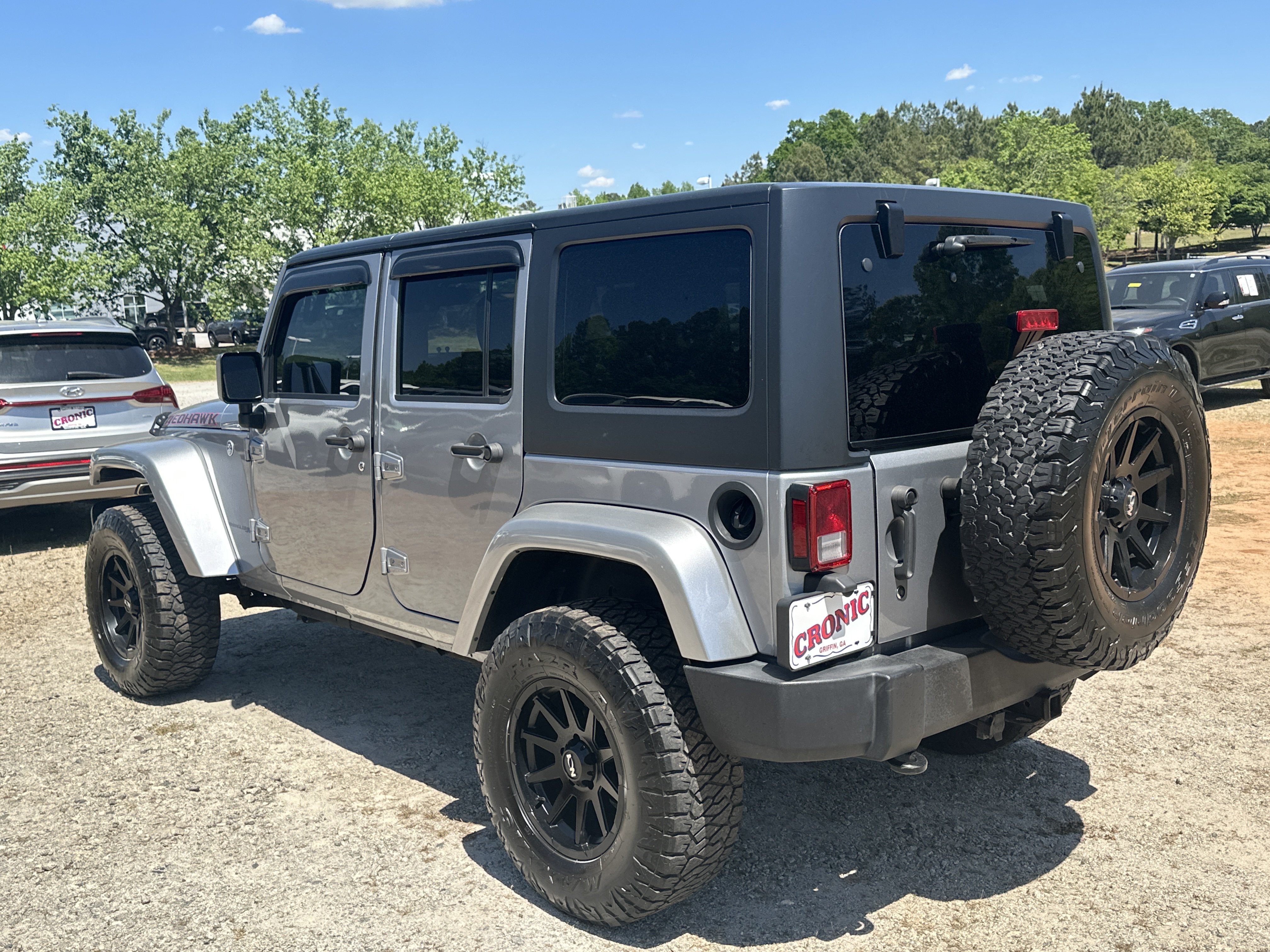 Used 2018 Jeep Wrangler Unlimited Sport w/ Dual Top Group AWD/4WD image 7