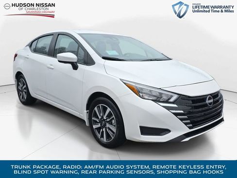 New 2025 Nissan Versa SV w/ Trunk Package image 1