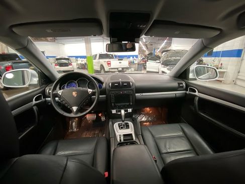 Used 2006 Porsche Cayenne S image 28
