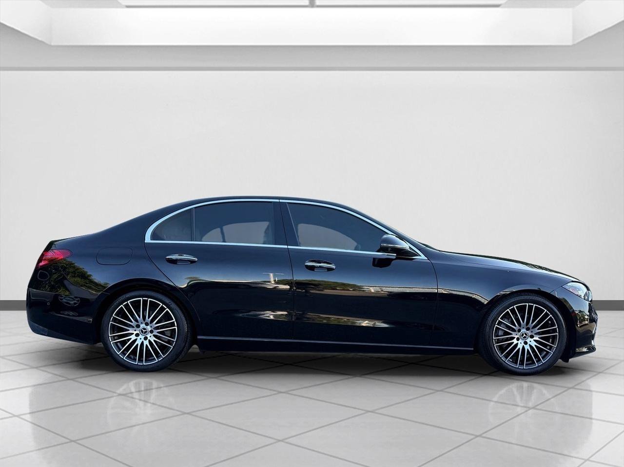 Used 2022 Mercedes-Benz C 300 4MATIC Sedan image 6